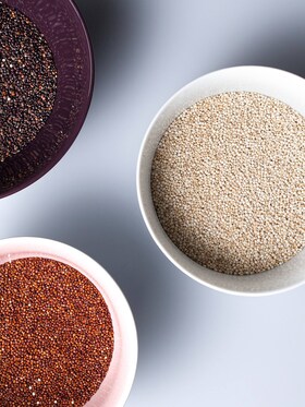 Boller med ulike typer quinoa