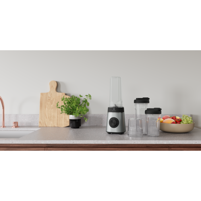 Electrolux - Table Blender - E4CB1-6ST