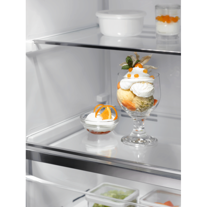 Electrolux - Frittstående frysere - LUS7ME28W