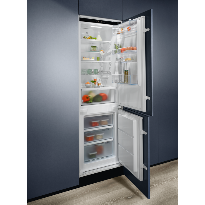 Electrolux - Integrert kombiskap - LND5FE18S