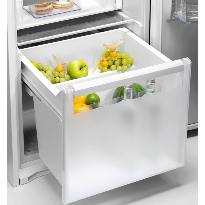 Electrolux - Integrert kjøleskap - ERD6DE18C