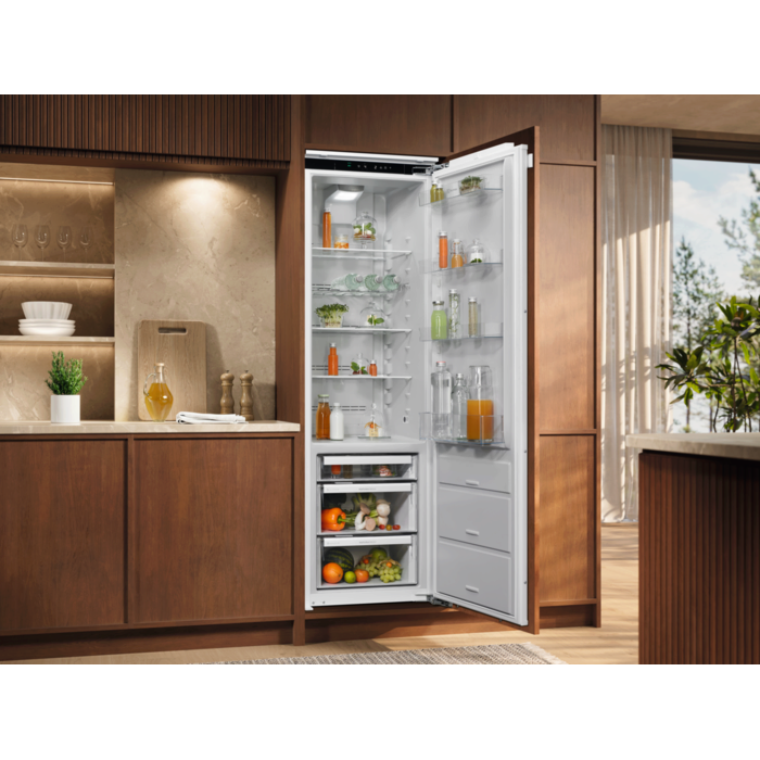 Electrolux - Integrert kjøleskap - ERZ9ME18C