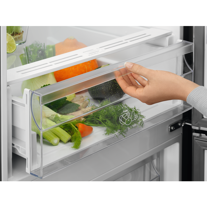 Electrolux - Frittstående kombiskap - LNT5ME36W1