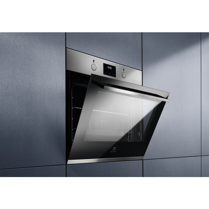 Electrolux - Innbyggingsovn - CKB400X