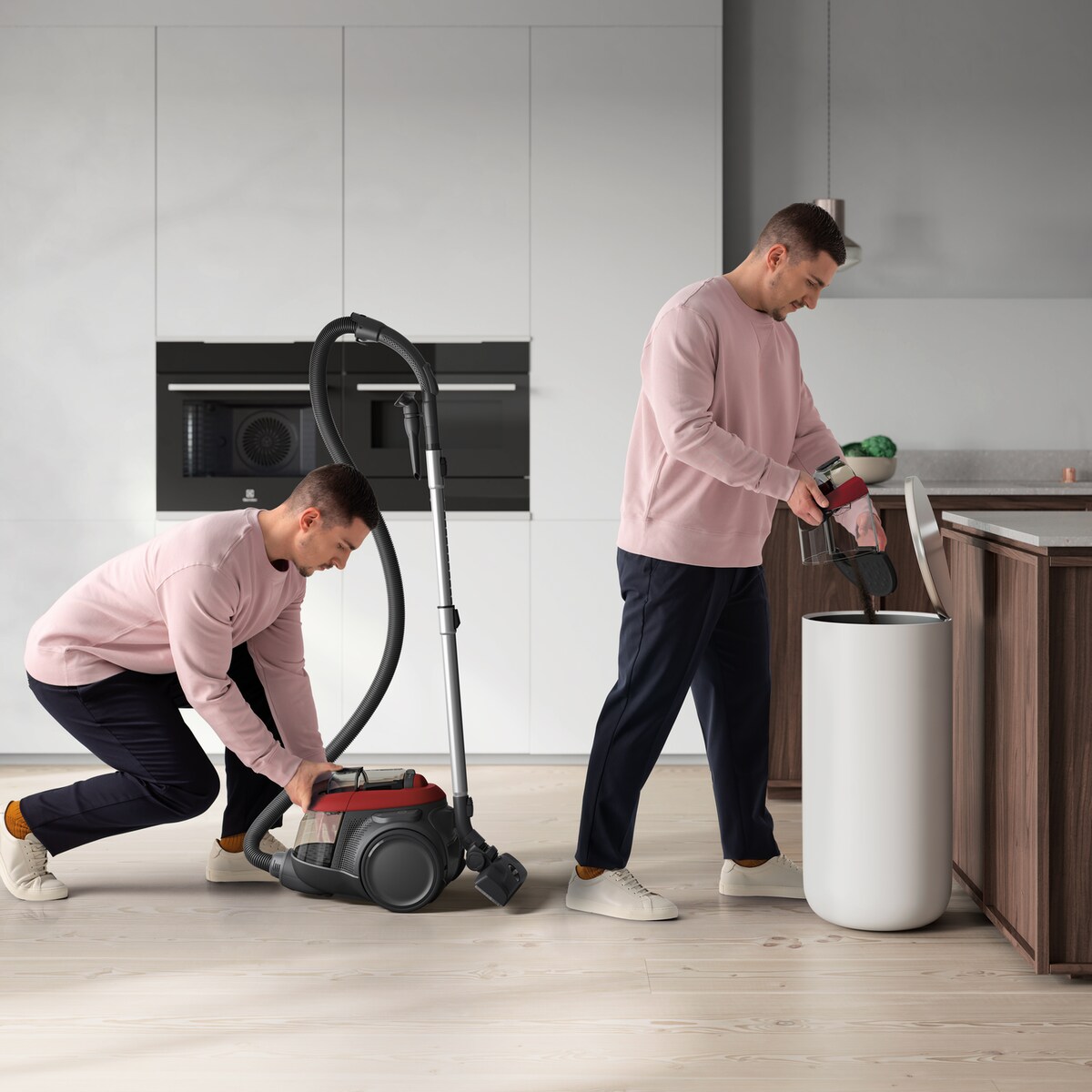 Electrolux - Bagless Vacuum Cleaner - EL61C2CR