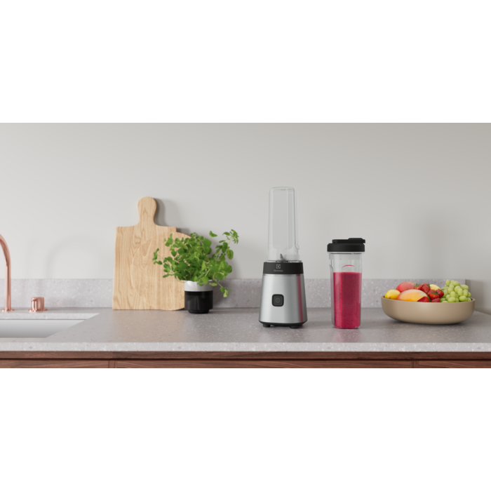 Electrolux - Table Blender - E3SB1-4ST