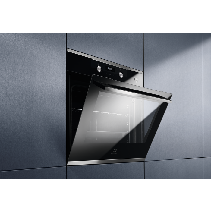 Electrolux - Innbyggingsovn - CKB520X