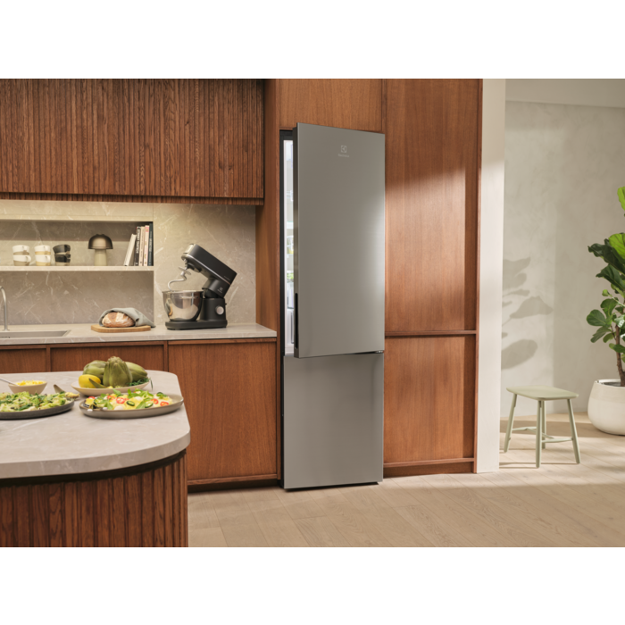Electrolux - Frittstående kombiskap - ENH7000X