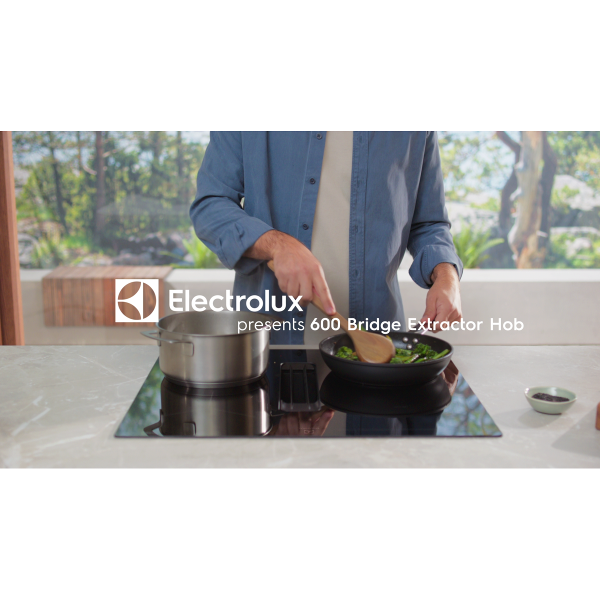 Electrolux - Induksjonstopper med integrert ventilator - EX60KBTC