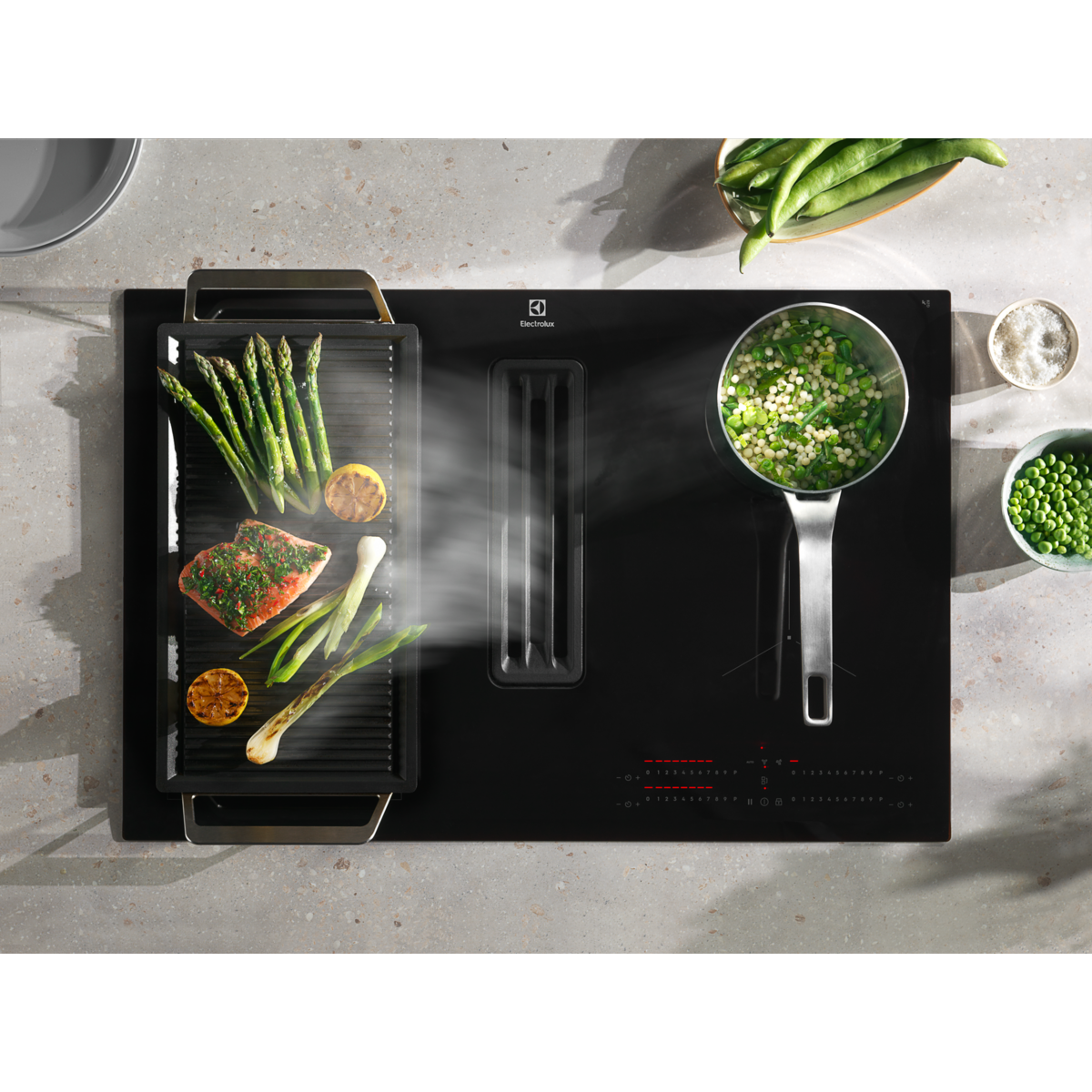 Electrolux - Induksjonstopp med integrert ventilator - HHOB862S