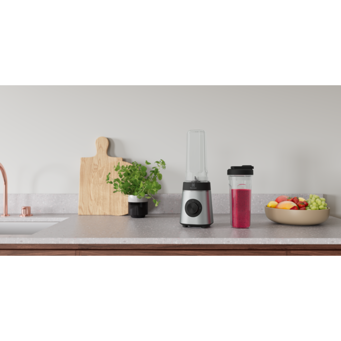 Electrolux - Table Blender - E4CB1-6ST