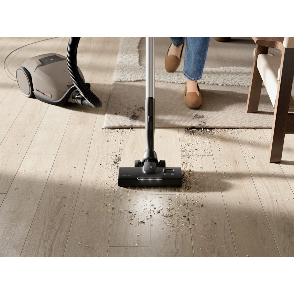 Electrolux - Støvsugere med pose - EB81U1WB
