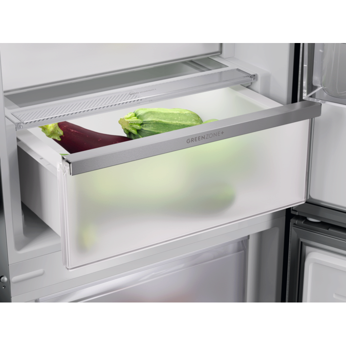 Electrolux - Frittstående kombiskap - LNC8MC36B