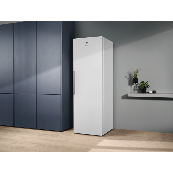 Electrolux - Frittstående kjøleskap - LRC5ME38W2