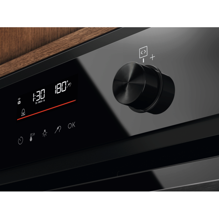 Electrolux - Innbyggingsovn - Y6POC67WH