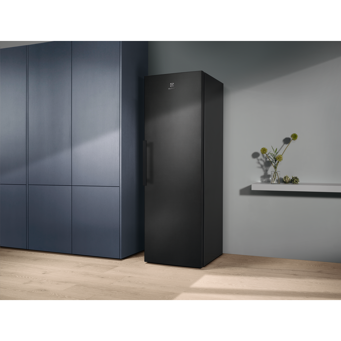 Electrolux - Frittstående kjøleskap - LRC5ME38B2