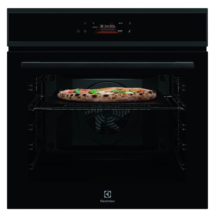 Electrolux 700 MealAssist with PizzaExpert Varmluftsovn COP905B