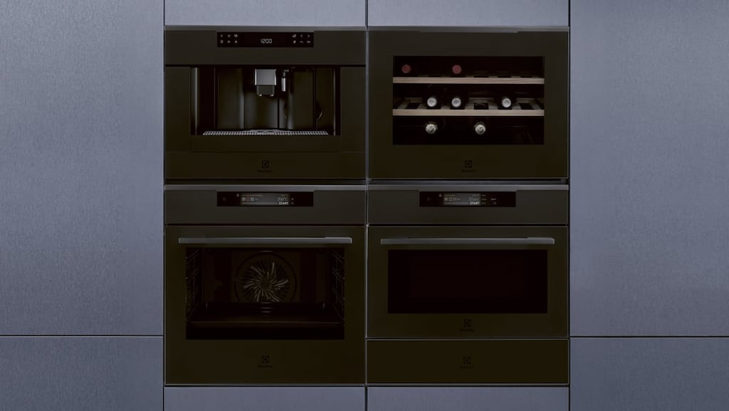 Moderne kjøkkenprodukter i mattsvart design | Electrolux