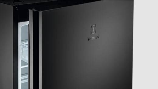 Matt Black-kombiskap