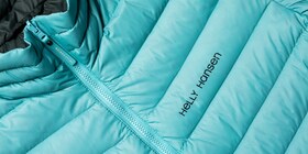 En dunjakke fra Helly Hansen