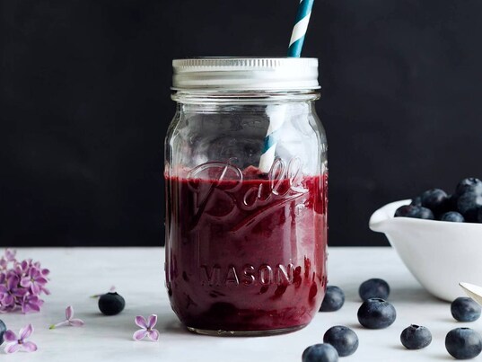 En blender passer glimrende for alle slags juicer